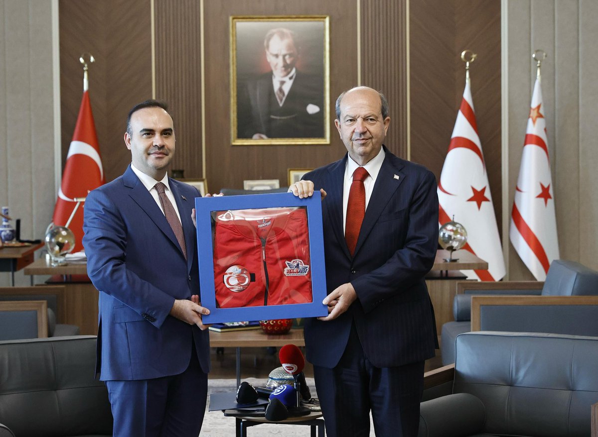 KKTC Cumhurbaşkanı Tatar, Türkiye Sanayi ve Teknoloji Bakanı Kacır'ı Kabul Etti
