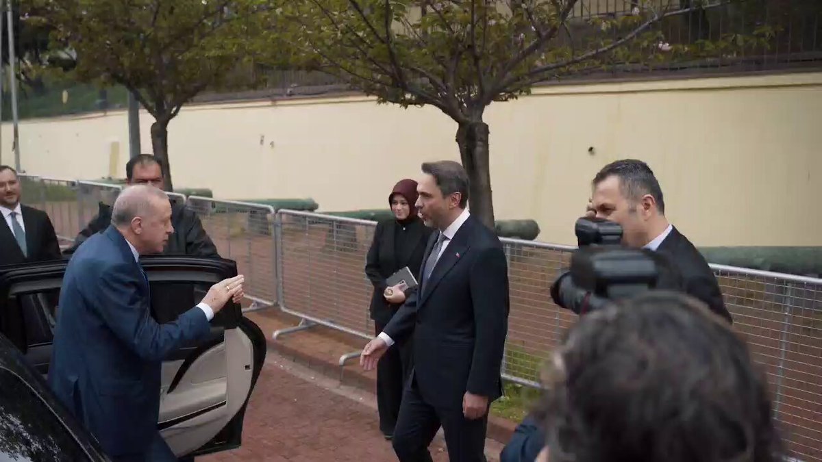 Türkiye Enerji Merkezini İstanbul'da Başlatan Zirve