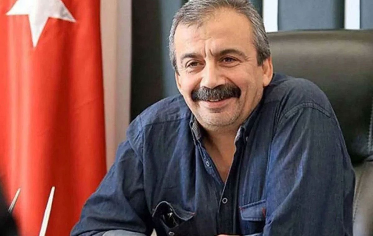 DEM Parti Milletvekili Sırrı Süreyya Önder Hayatını Kaybetti
