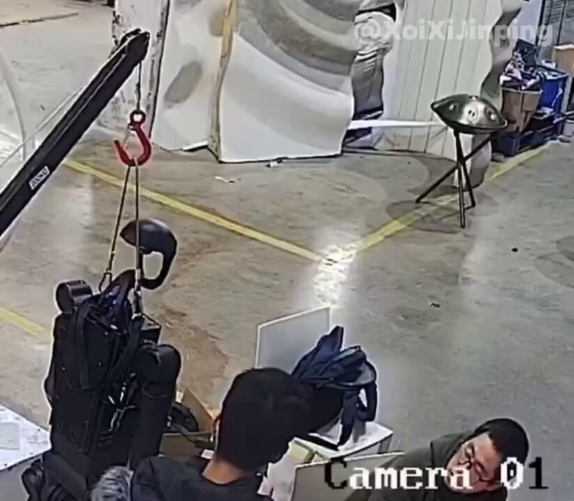 Çin Devlet Başkanı Xi Jinping'in Dijitalleşme Çabaları: El T 800 Çin Robotu Yeniden Eğitime Alındı