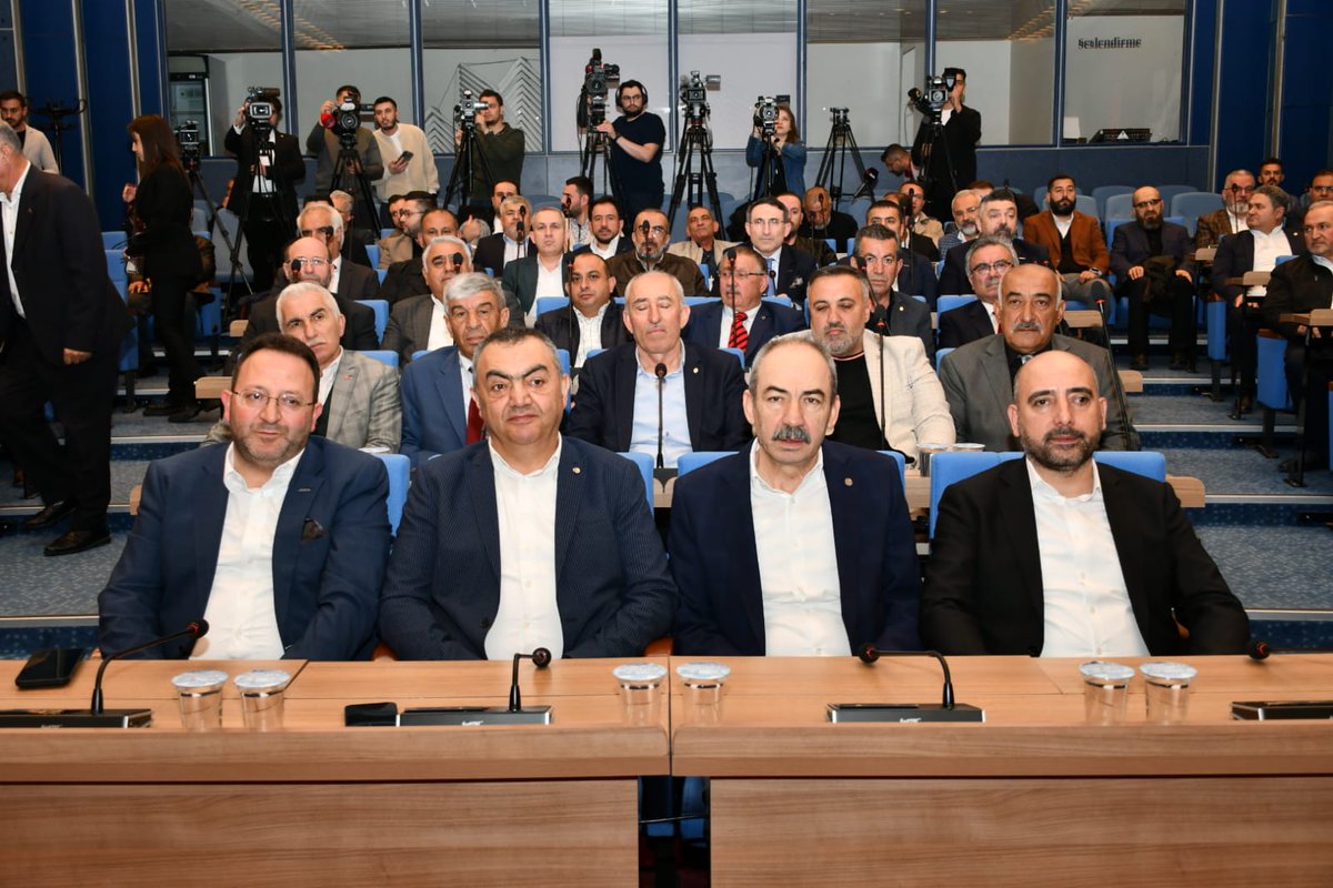Kayseri Ticaret Borsası Heyeti, Hulusi Akar ile Bir Araya Geldi