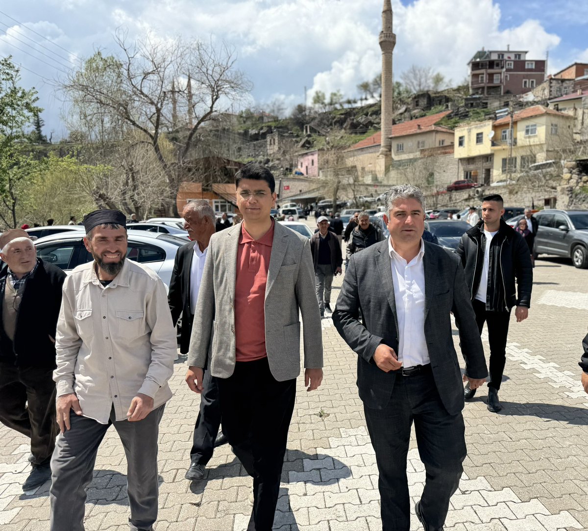 Güzelyurt'ta Hıdırellez Coşkusu: Kaymakam Yetiş, Ilısu Köyü'ndeki Bahar Şenliğine Katıldı