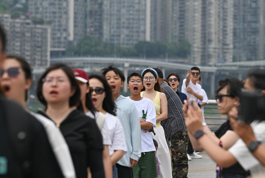 Çin, Gençlik Günü'nü Kutladı: Lider Xi, Gençlere Ülkeye Bağlılık Vurgusu Yaptı
