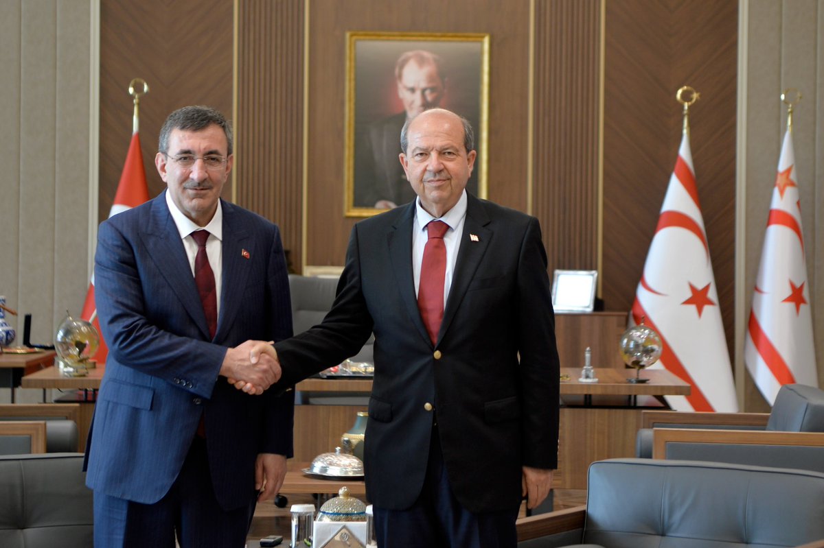 KKTC Cumhurbaşkanı Tatar, Türkiye Cumhurbaşkanı Yardımcısı Yılmaz'ı Kabul Etti