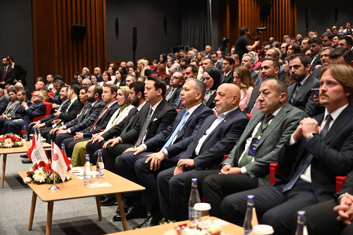 Arslan, Sentetik Medya Çalıştayına Katıldı: Enformasyon Güvenliği Tartışmaları Masaya Yattı