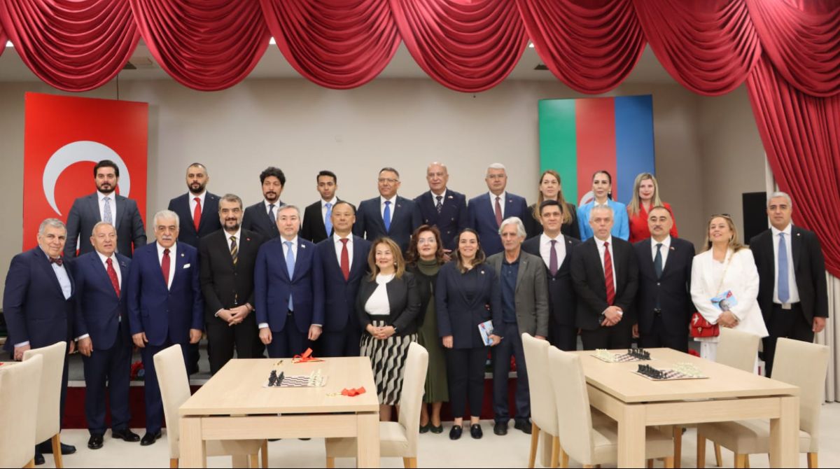 Kırgızistan'ın Türkiye Büyükelçisi, Haydar Aliyev'in Doğum Yılı Etkinliğine Katıldı