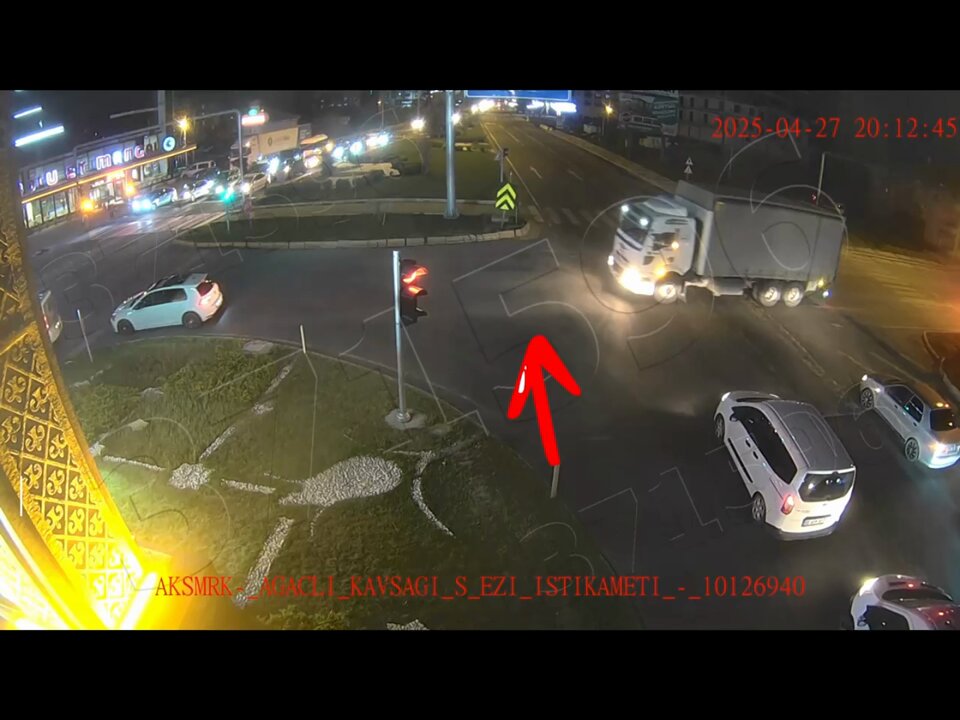Aksaray'da Gıda Kaçakçılığı Operasyonu: 4 Şüpheli Yakalandı, 7 Ton Ürün Geri Teslim Edildi