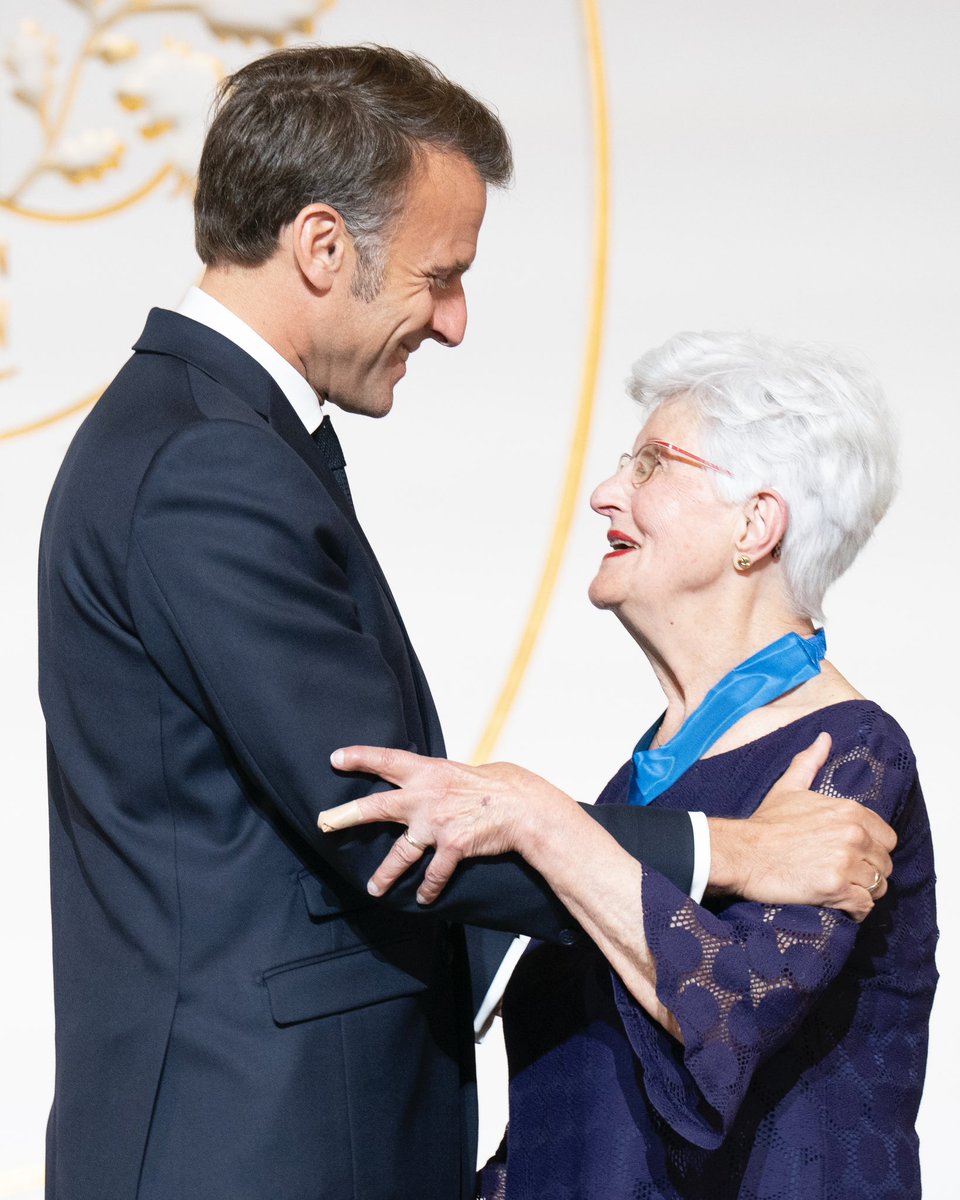 Macron Gençlere Mesaj: 