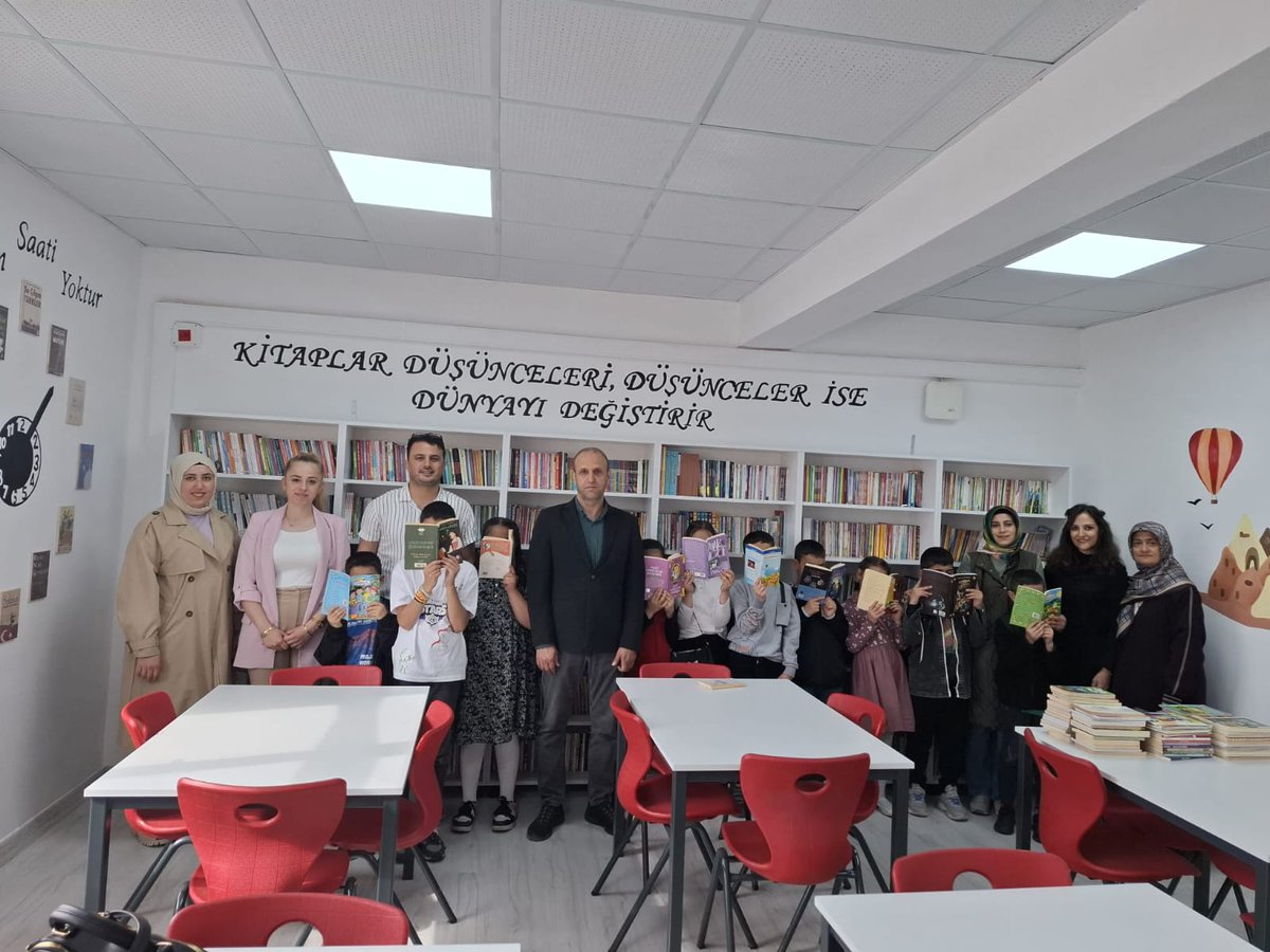 Nevşehir'de Çocuk Evlerindeki Çocuklardan Acıgöl'e Kitap Bağışı
