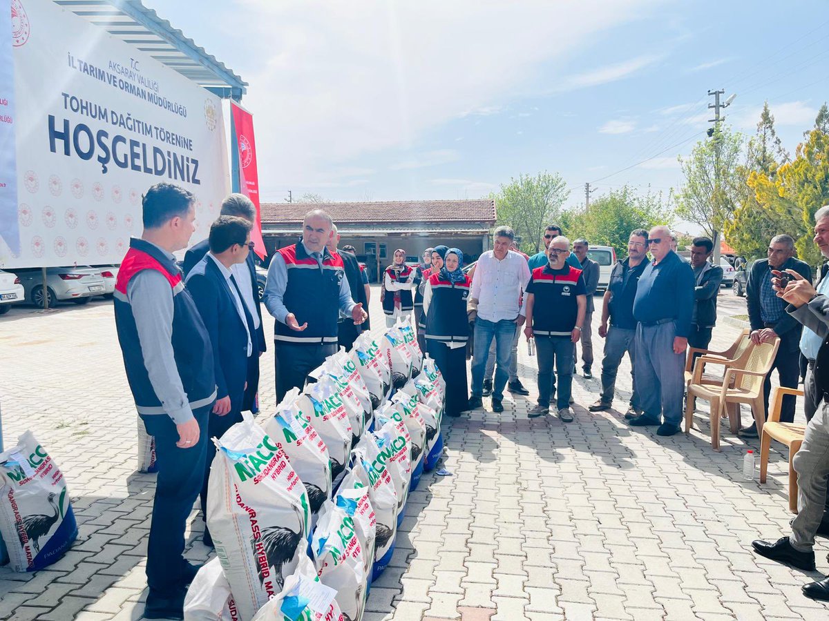 Eskil'de Sorgum Sudan Otu Melezi Tohumu Dağıtım Töreni Düzenlendi