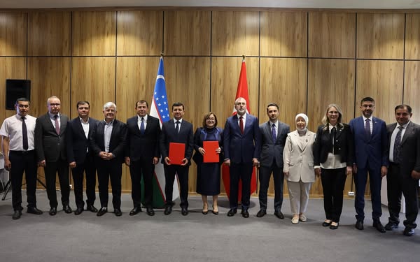 Çalışma ve Sosyal Güvenlik Bakanı Özbek, Gaziantep-Semerkant Kardeş Şehir Protokolü İmza Törenine Katıldı