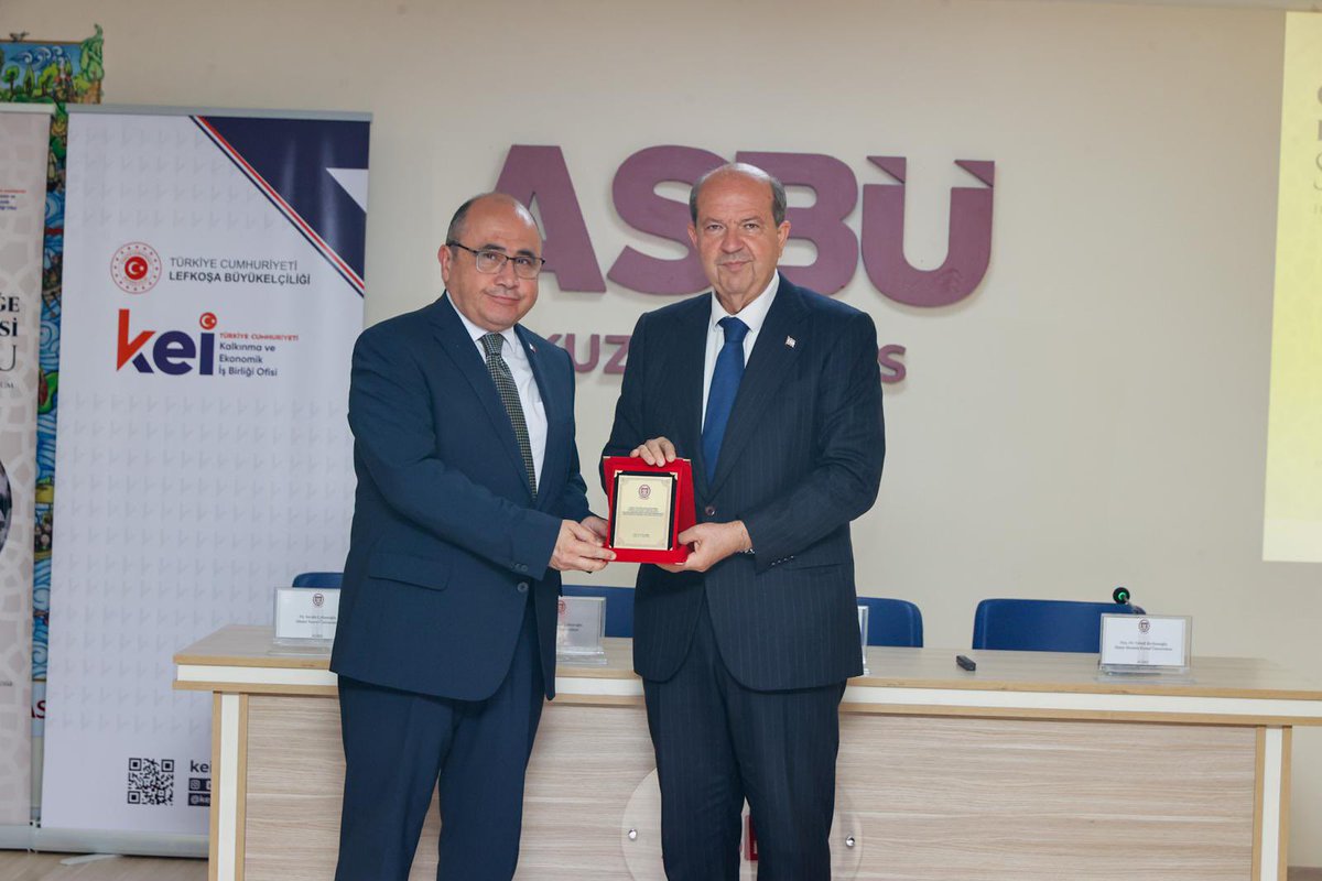 Ersin Tatar, Kıbrıs Türk Ailesinin Geçmişini ve Geleceğini Ele Alan Sempozyuma Katıldı