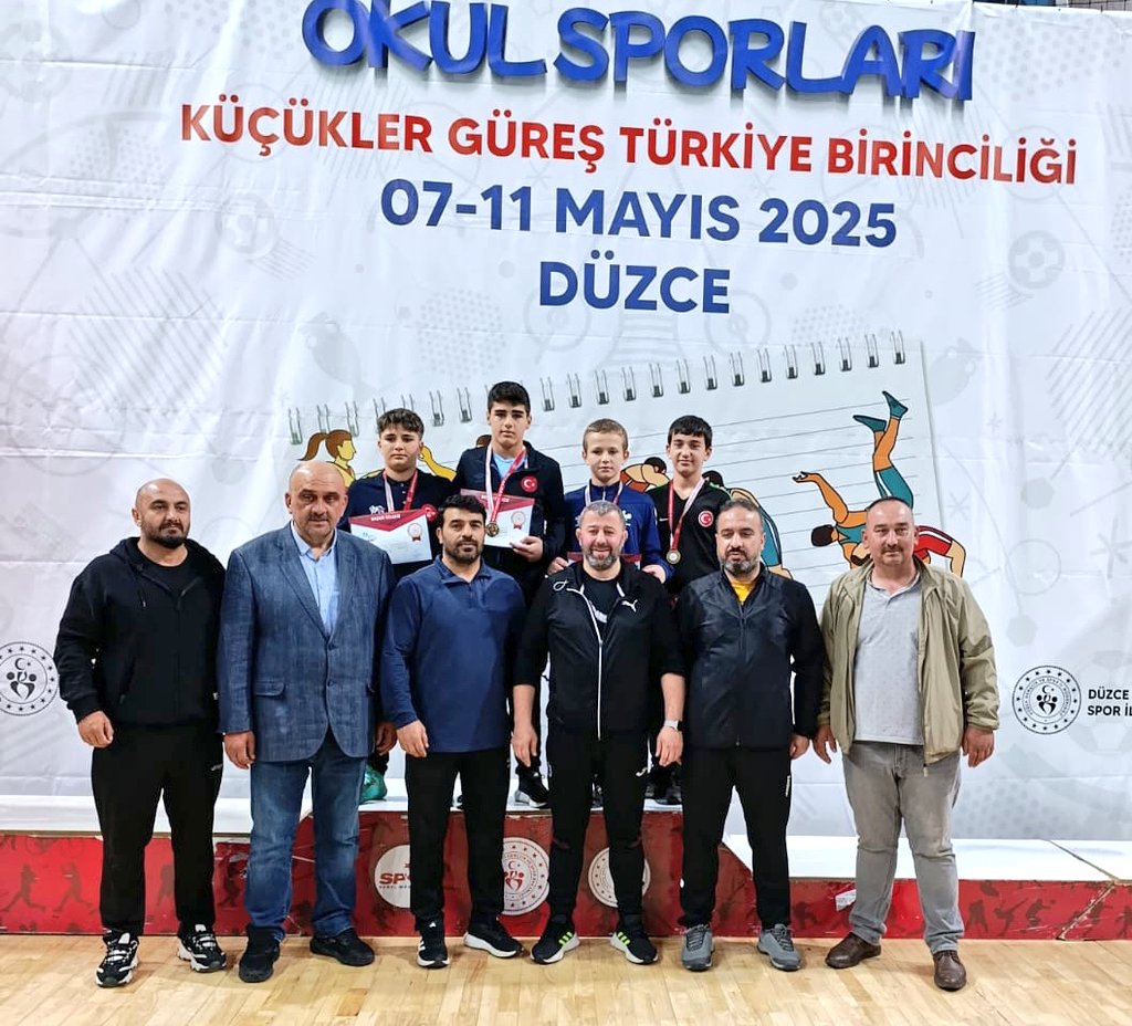 Aksaraylı Güreşçi, Okul Sporlarında Türkiye Şampiyonu Oldu