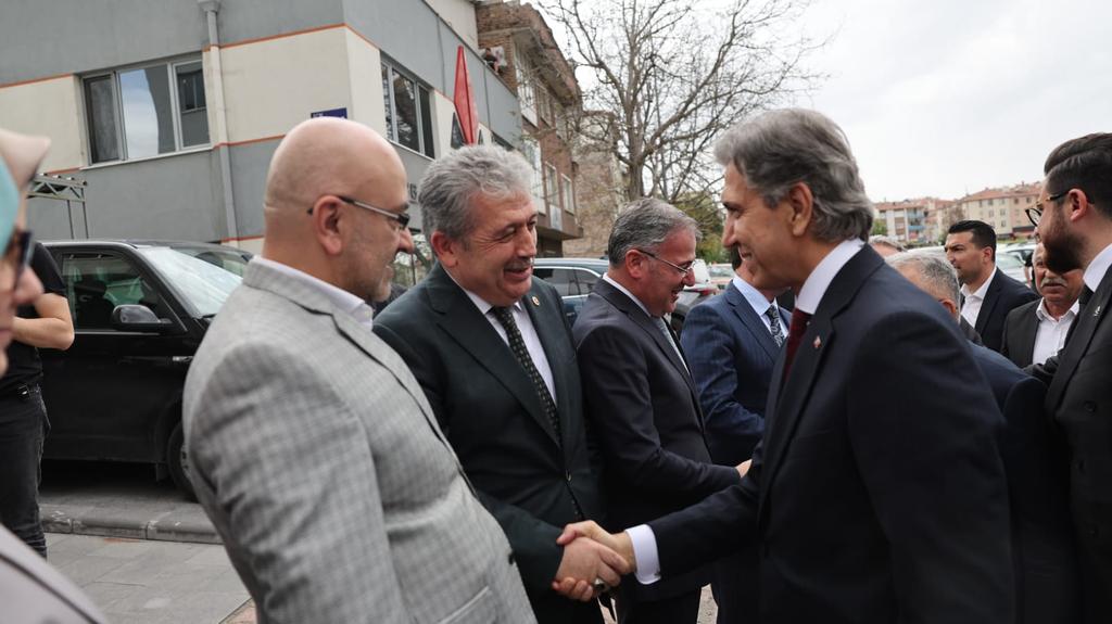 AK Parti Kayseri Vekili Özsoy, Yerel Yönetimler Başkanı Demir ile İstişarede Buluştu