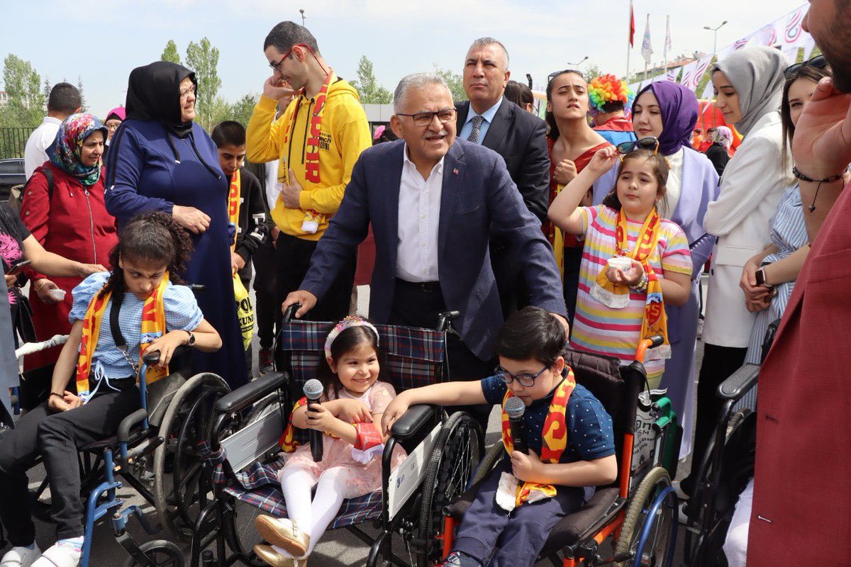 Kayseri Büyükşehir Belediyesi, Engelli Vatandaşlara Yönelik Hizmetlerini Genişletti