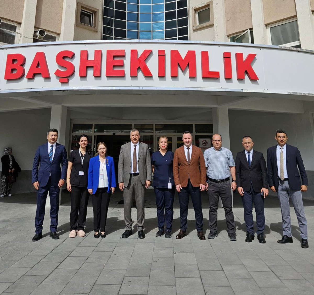 Nevşehir İl Sağlık Müdürü Tartar, Hemşireler Günü'nde Sağlık Çalışanlarını Ziyaret Etti
