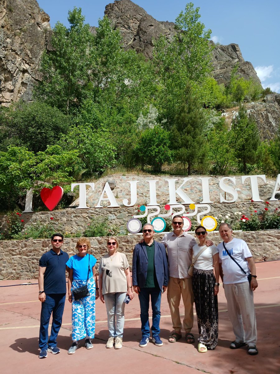 Türkiye'nin Tacikistan Büyükelçisi Darvoz Bölgesini Ziyaret Etti