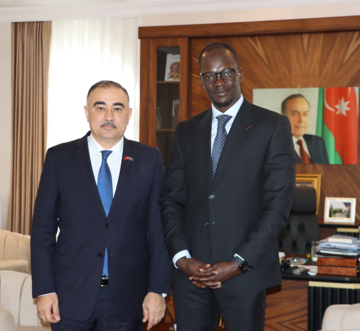 Azerbaycan ve Senegal Heyetleri, Büyükelçilikte Bir Araya Geldi
