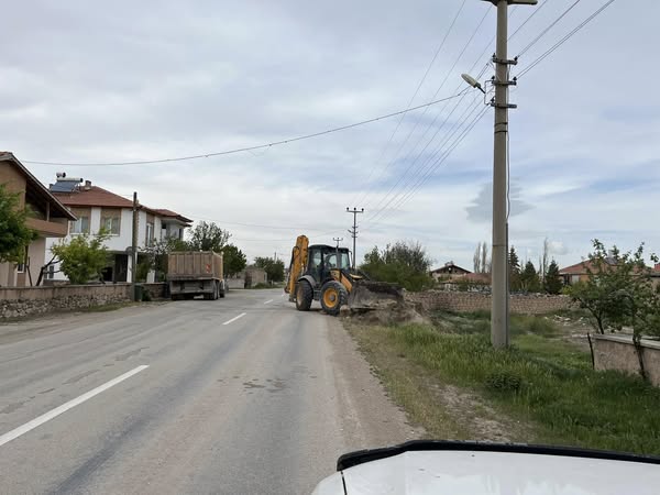Gülağaç Belediye Başkanı Başbuğ, Gülağaç-Güzelyurt Yolu'nda Yenileme Çalışması Başlatıldığını Duyurdu