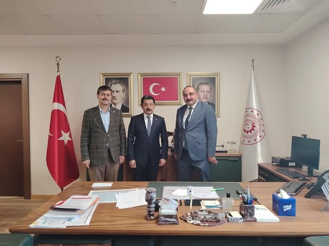 Kırşehir Milletvekili Erbakan ve Valisi, Sanayi Bölgeleri Genel Müdürlüğü'nü Ziyaret Etti