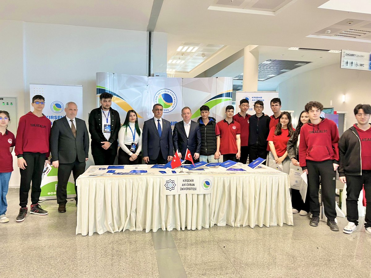 Anadolu Üniversiteleri Birliği Tanıtım Fuarı Kırşehir'de Düzenlendi