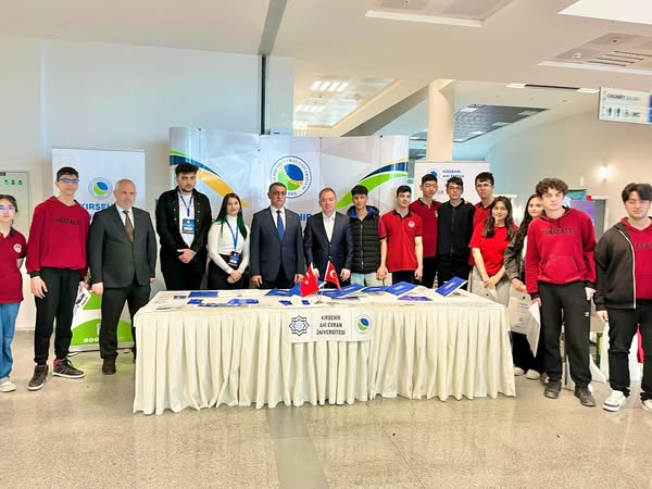 Anadolu Üniversiteler Birliği Tanıtım Fuarı Kırşehir'de Düzenlendi