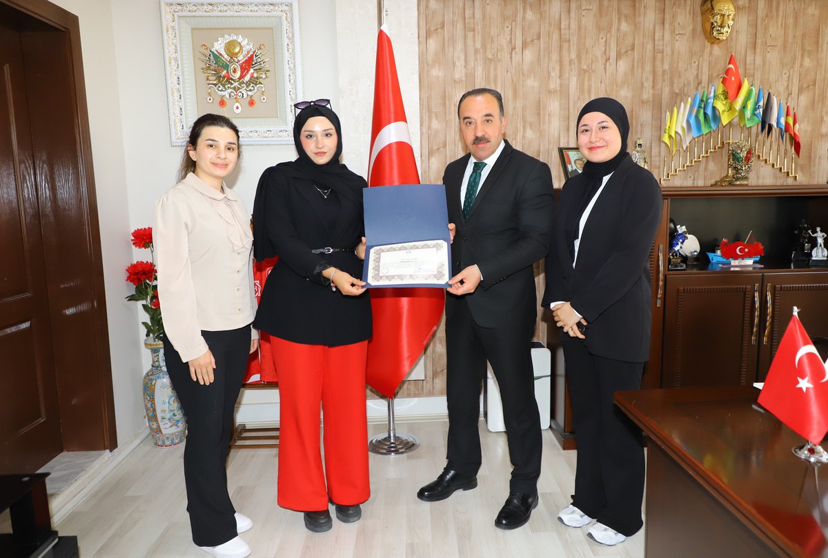 Aksaray'da Öğrenci Hemşireler, UNİDES Projesiyle Hemşirelik Bilincini Artırmayı Hedefliyor