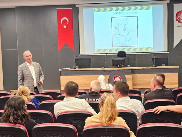 Niğde Valiliği Personeline İş Sağlığı ve Güvenliği Eğitimi Verildi