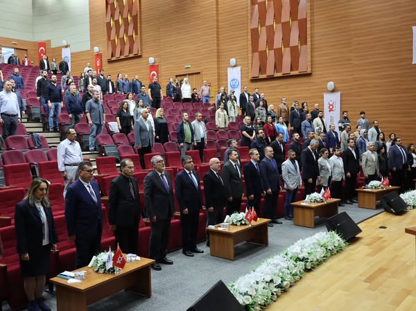 Nevşehir Hacı Bektaş Veli Üniversitesi Rektörü, Küreselleşme ve Yükseköğretim Üzerine Seminer Verdi