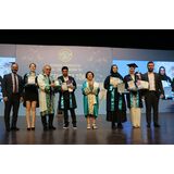 Üsküdar Üniversitesi 12. dönem mezunlarını uğurladı!