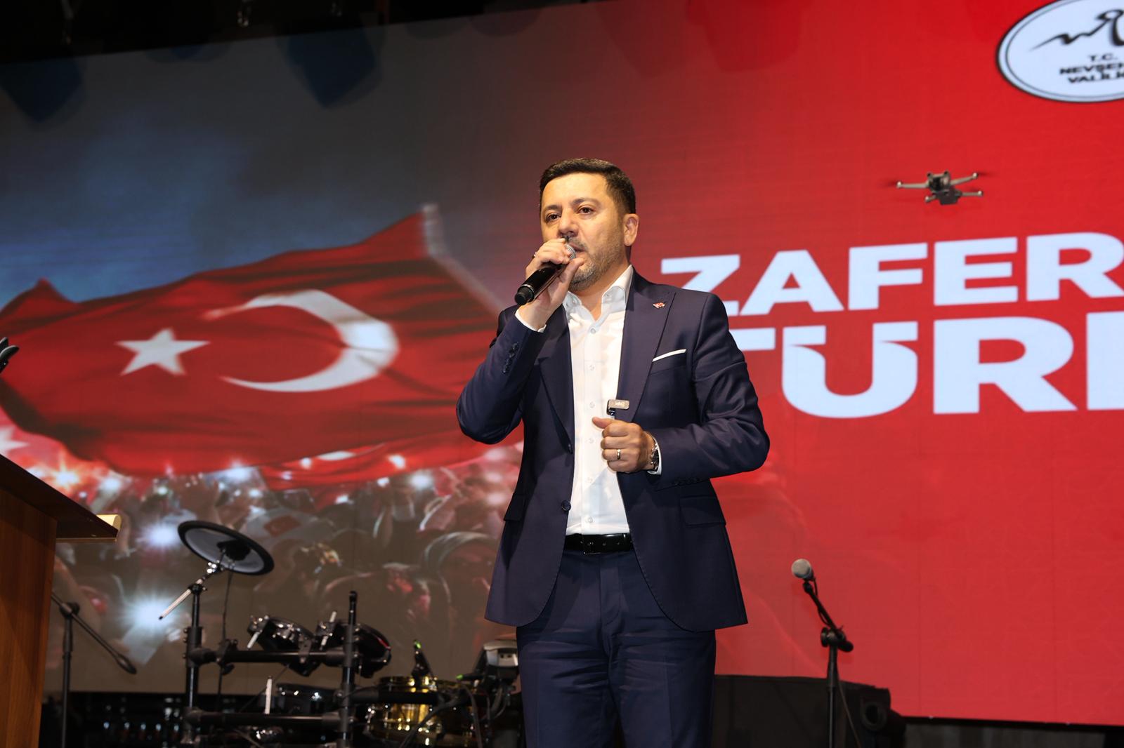 Belediye Başkanı Rasim Arı “Biz Türk Milletiyiz, Hiçbir Zaman Bizi Diz Çöktüren Olmamıştır”