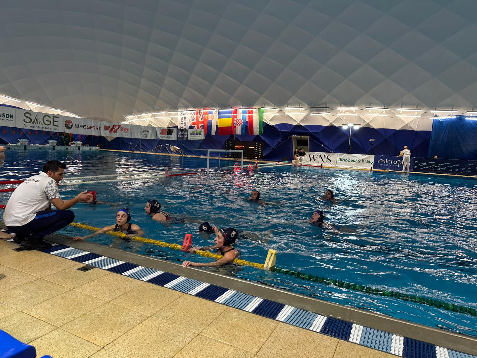 Nevşehir Belediyesi SK Kadın Sutopu Takımımızdan Tarihi Başarı