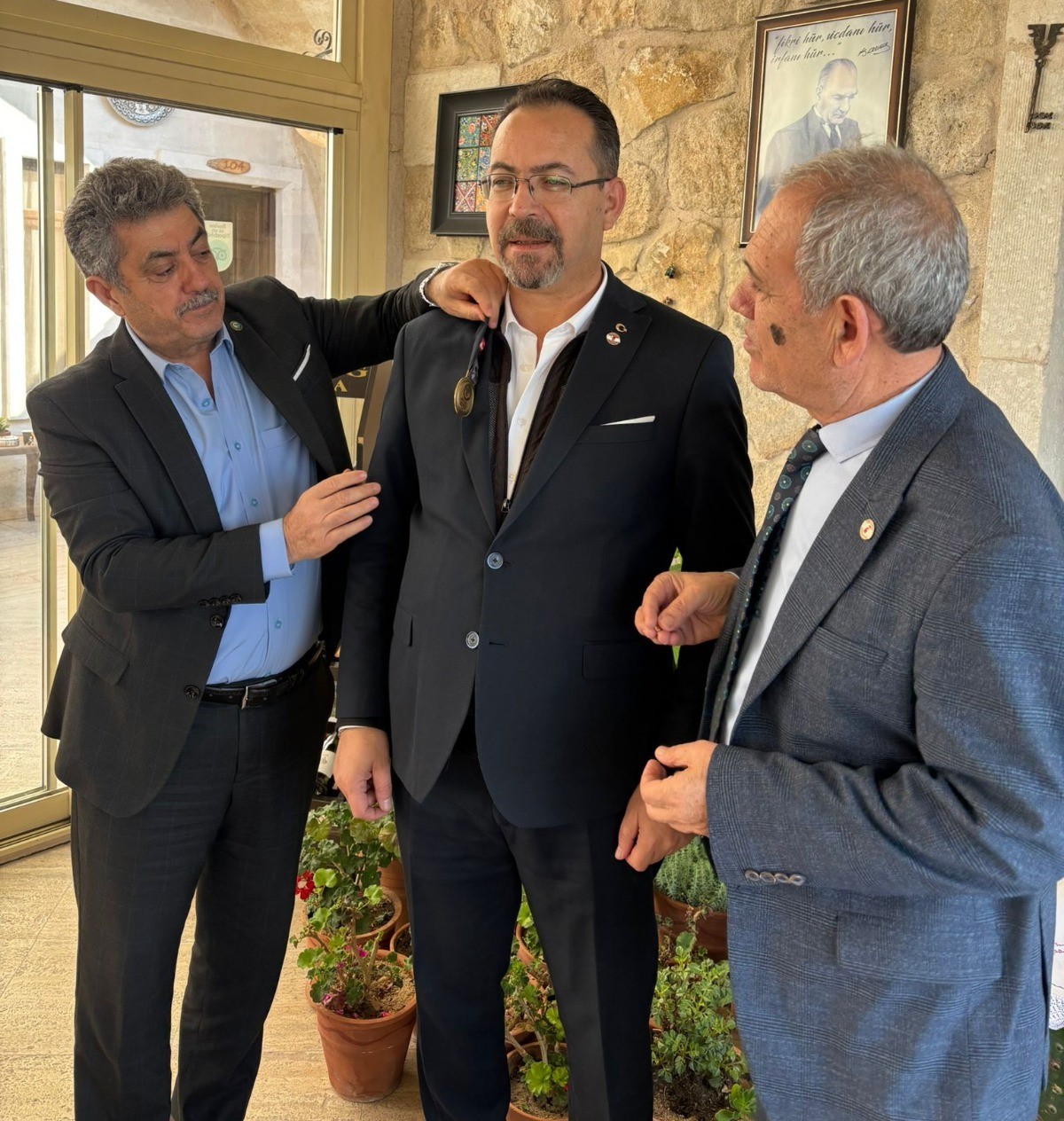 Türk Dünyasından Başkan Ekici’ye onur ödülü