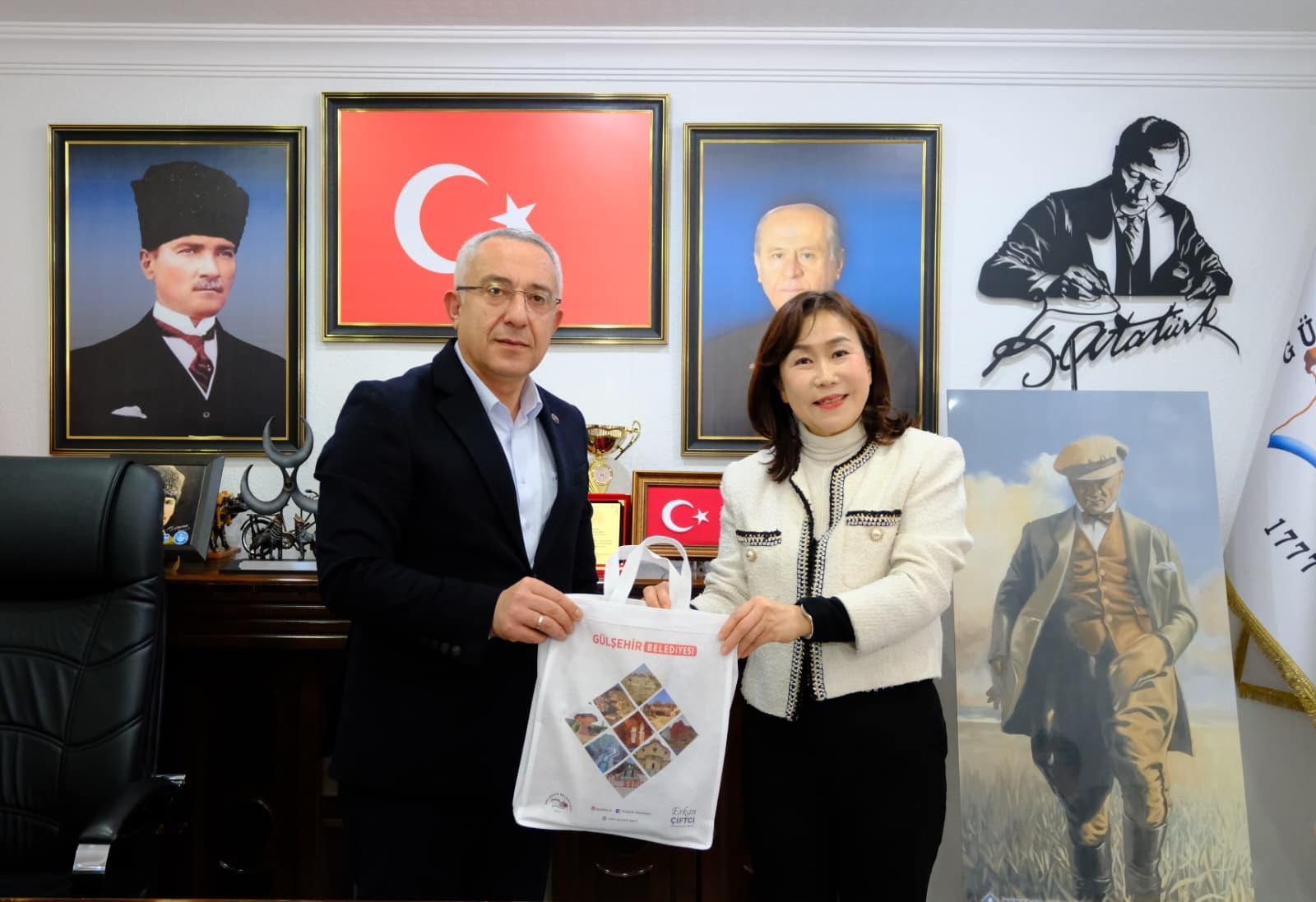  Eğitimde uluslararası iş birliklerini güçlendiren bu anlamlı ziyaret için misafirlerimize teşekkür ediyoruz.